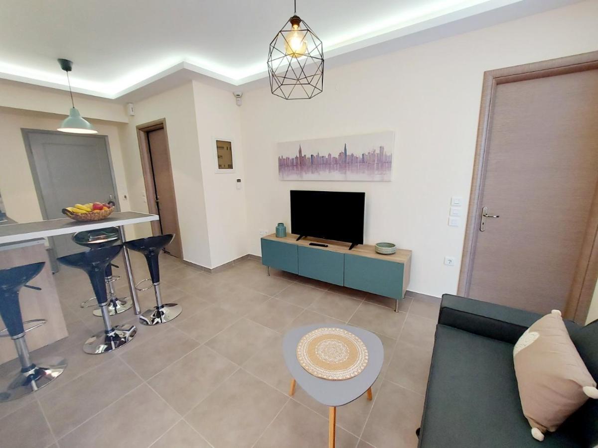 Elina'S Luxury Apartments Preveza Ngoại thất bức ảnh